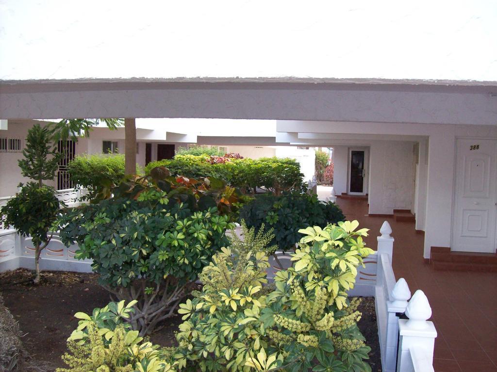 By Jonni Res. Chaparral Costa Del Silencio Exterior foto
